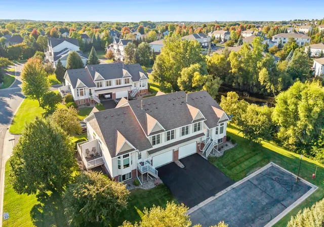 Photo 4 of Single family home for sale at 20676 Hampshire Way, Lakeville, MN 55044 | MLS# 7153294 | Listing updated on 2026-10-02