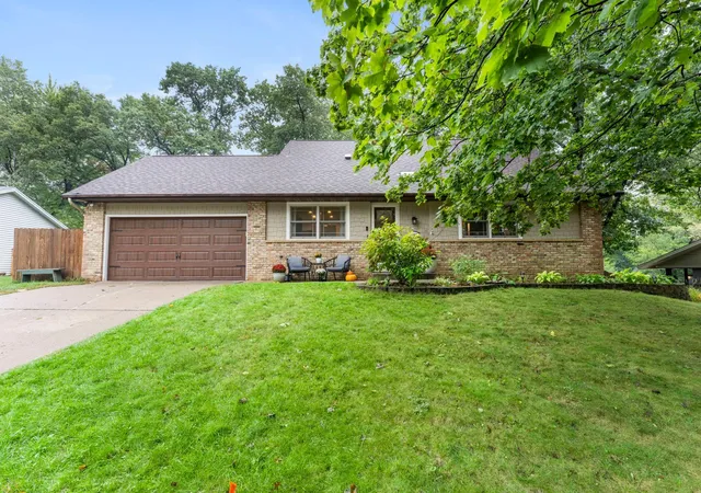 Photo 2 of Single family home for sale at 6453 134th Street W, Saint Paul, MN 55124 | MLS# 7153332 | Listing updated on 2026-10-06