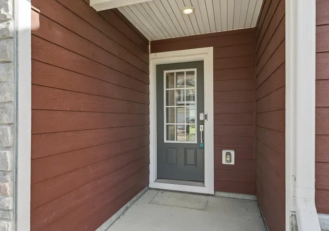 Photo 1 of Single family home for sale at 1142 Middlefield Rd, Hamel, MN 55340 | MLS# 7153335 | Listing updated on 2026-10-07