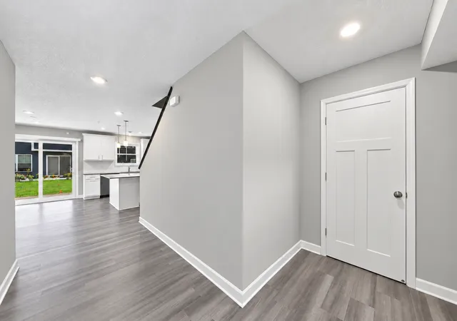 Photo 3 of Single family home for sale at 1142 Middlefield Rd, Hamel, MN 55340 | MLS# 7153335 | Listing updated on 2026-10-07
