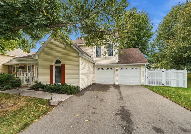 Photo 1 of Single family home for sale at 7505 W 111th Street, Minneapolis, MN 55438 | MLS# 7153351 | Listing updated on 2026-10-06