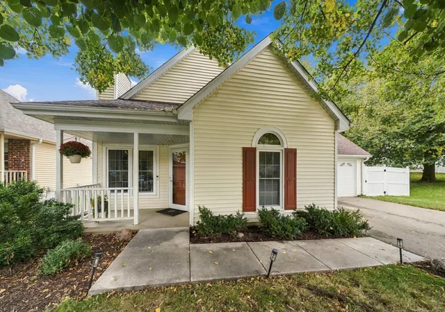 Photo 2 of Single family home for sale at 7505 W 111th Street, Minneapolis, MN 55438 | MLS# 7153351 | Listing updated on 2026-10-06