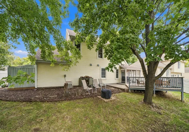 Photo 3 of Single family home for sale at 7505 W 111th Street, Minneapolis, MN 55438 | MLS# 7153351 | Listing updated on 2026-10-06