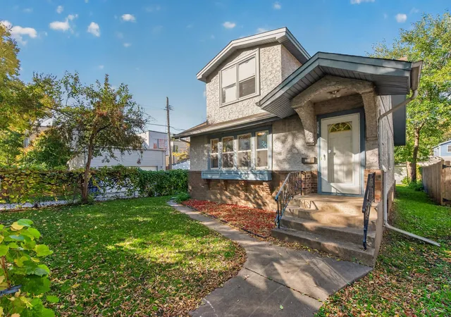 Photo 3 of Single family home for sale at 1313 Sheridan Ave N, Minneapolis, MN 55411 | MLS# 7153353 | Listing updated on 2026-10-21