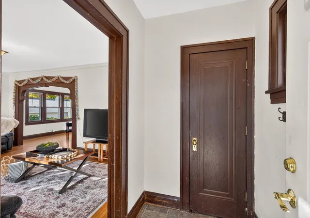 Photo 4 of Single family home for sale at 1313 Sheridan Ave N, Minneapolis, MN 55411 | MLS# 7153353 | Listing updated on 2026-10-21