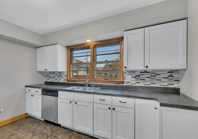 Photo 2 of Single family home for sale at 2507 3rd Street N, Saint Cloud, MN 56303 | MLS# 7153354 | Listing updated on 2026-10-29