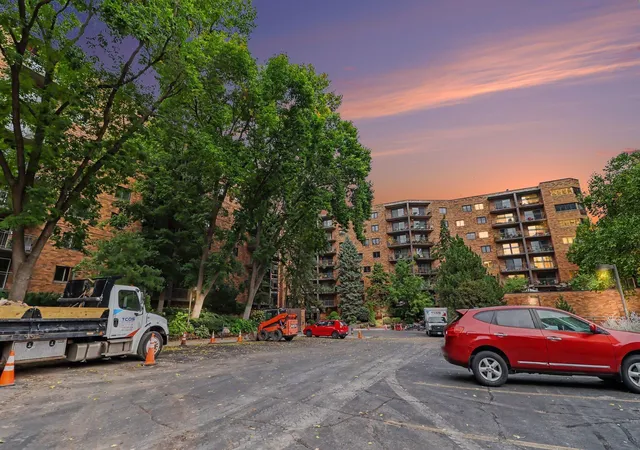 Condo for sale at 210 W Grant St #615, Minneapolis, MN 55403 | MLS# 7153361
