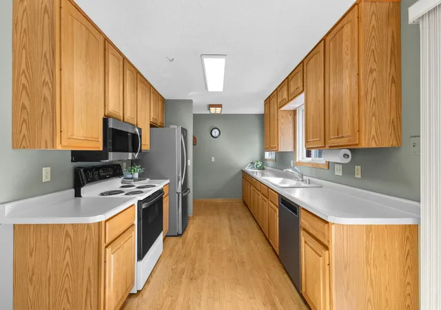 Photo 2 of Single family home for sale at 4212 Desoto St, Saint Paul, MN 55127 | MLS# 7153363 | Listing updated on 2026-10-05