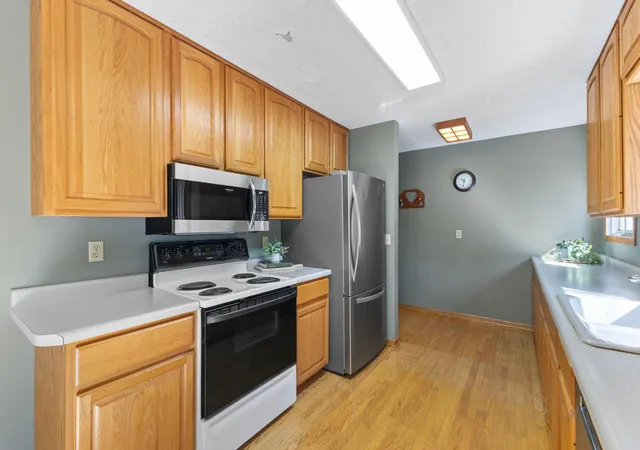 Photo 4 of Single family home for sale at 4212 Desoto St, Saint Paul, MN 55127 | MLS# 7153363 | Listing updated on 2026-10-05