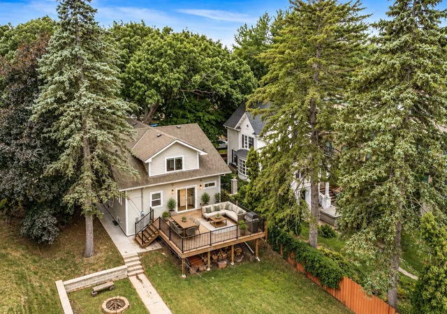 Photo 1 of Single family home for sale at 1977 Grand Ave, Saint Paul, MN 55105 | MLS# 7153366 | Listing updated on 2026-10-02