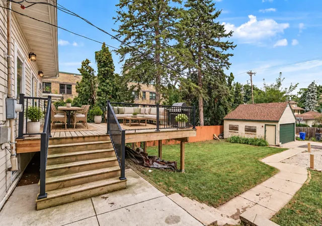 Photo 4 of Single family home for sale at 1977 Grand Ave, Saint Paul, MN 55105 | MLS# 7153366 | Listing updated on 2026-10-02