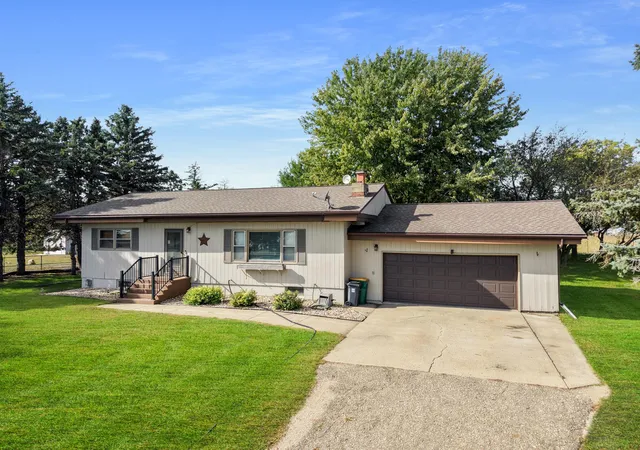 Single family home for sale at 2861 269th Avenue, Marshall, MN 56258 | MLS# 7153374