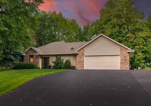 Single family home for sale at 11140 Lake Pointe Dr, Chisago City, MN 55013 | MLS# 7153377