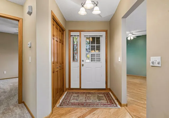 Photo 3 of Single family home for sale at 7658 Newbury Rd, Saint Paul, MN 55125 | MLS# 7153398 | Listing updated on 2026-10-10