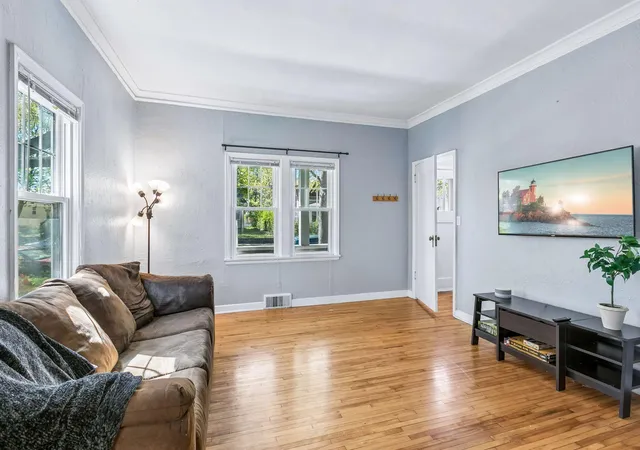 Photo 1 of Single family home for sale at 1505 Sherburne Ave, Saint Paul, MN 55104 | MLS# 7153417 | Listing updated on 2026-10-28