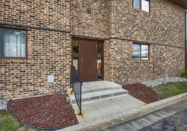 Photo 3 of Condo for sale at 2620 25th Street S #8, Fargo, ND 58103 | MLS# 7153420 | Listing updated on 2026-10-04