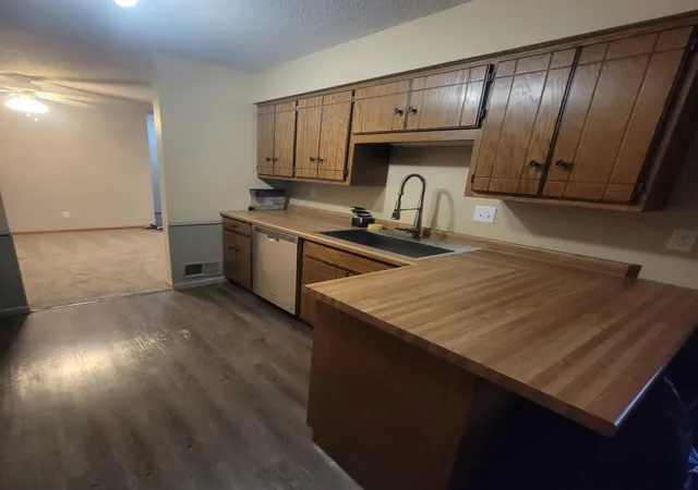 Photo 2 of Single family home for sale at 1539 14th Street SE, Saint Cloud, MN 56304 | MLS# 7153460 | Listing updated on 2026-10-02