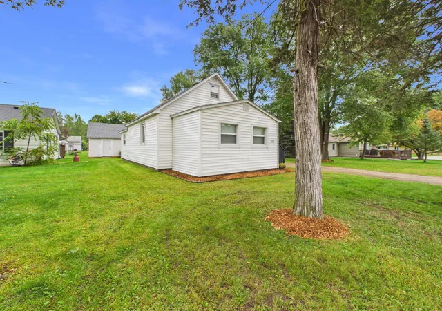 Photo 1 of Single family home for sale at 130 4th Avenue S, Foley, MN 56329 | MLS# 7153467 | Listing updated on 2026-10-03