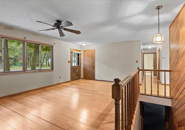 Photo 3 of Sale Pending at 12863 Kingwood Dr, Baxter, MN 56425 | MLS# 7153481 | Listing updated on 2026-10-06
