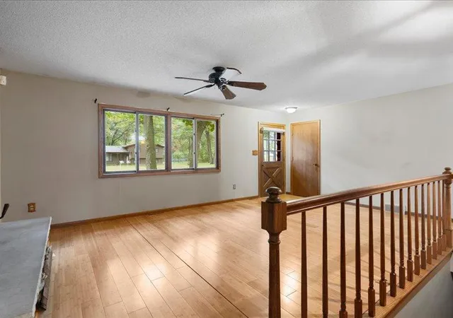 Photo 4 of Sale Pending at 12863 Kingwood Dr, Baxter, MN 56425 | MLS# 7153481 | Listing updated on 2026-10-06