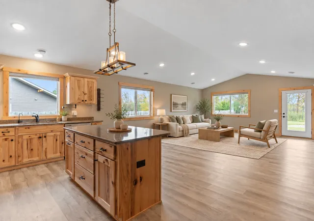 Photo 4 of Single family home for sale at 470 Spruce Dr, Staples, MN 56479 | MLS# 7153504 | Listing updated on 2026-10-09