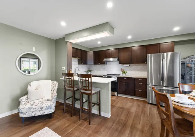 Photo 3 of Single family home for sale at 3304 River Blf Dr #75, Saint Paul, MN 55121 | MLS# 7153516 | Listing updated on 2026-10-08