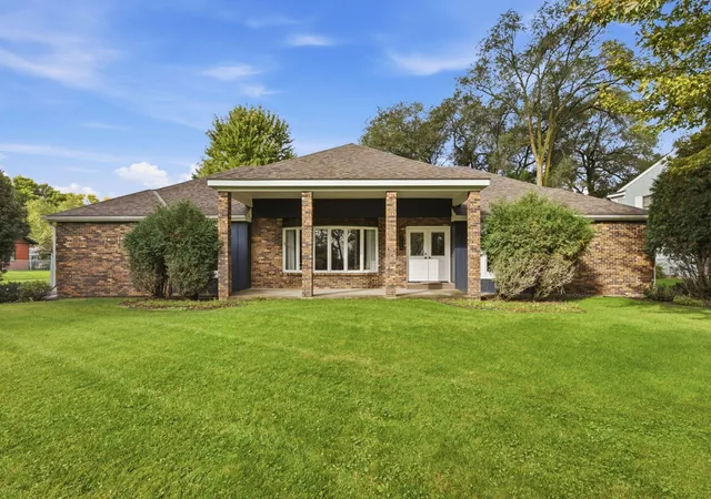 Photo 1 of Single family home for sale at 802 Aldon Dr, Saint Cloud, MN 56301 | MLS# 7153525 | Listing updated on 2026-10-08