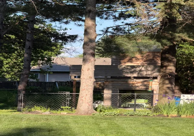 Photo 3 of Single family home for sale at 217 E Owasso Ln, Saint Paul, MN 55126 | MLS# 7153551 | Listing updated on 2026-10-01
