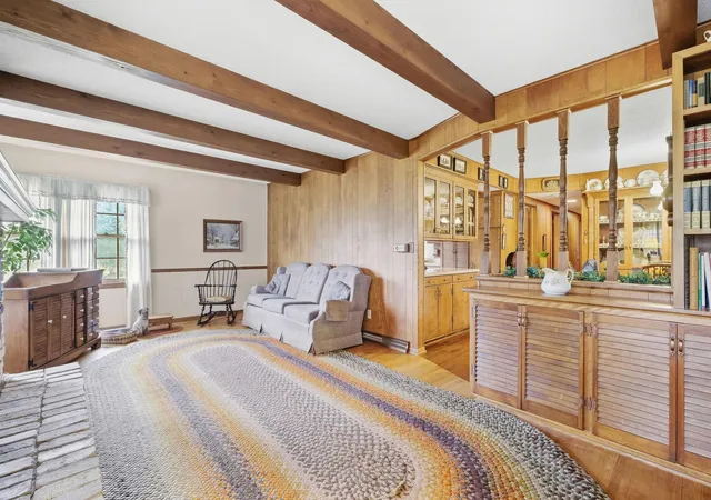 Photo 4 of Single family home for sale at 1750 Crestridge Ln, Saint Paul, MN 55122 | MLS# 7153555 | Listing updated on 2026-10-04