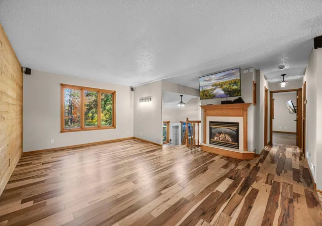 Photo 2 of Single family home for sale at 6943 350th Street, Stacy, MN 55079 | MLS# 7153560 | Listing updated on 2026-10-21