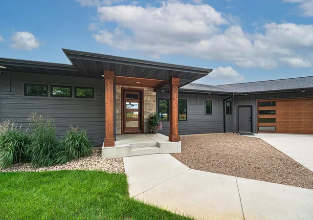 Photo 2 of Single family home for sale at 48953 N Shore Rd, Waterville, MN 56096 | MLS# 7153603 | Listing updated on 2026-10-07