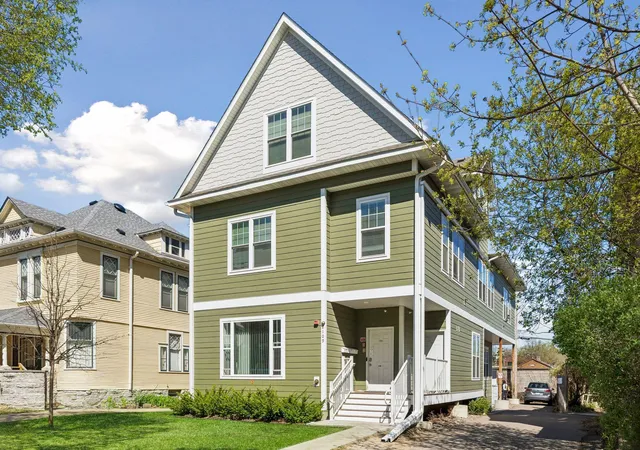 Photo 2 of Multi family home for sale at 2109 Aldrich Ave S, Minneapolis, MN 55405 | MLS# 7153631 | Listing updated on 2026-10-07