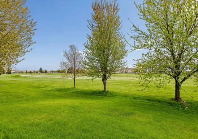 Photo 2 of Single family home for sale at 505 Holly Ln N, Saint Paul, MN 55128 | MLS# 7153648 | Listing updated on 2026-10-08