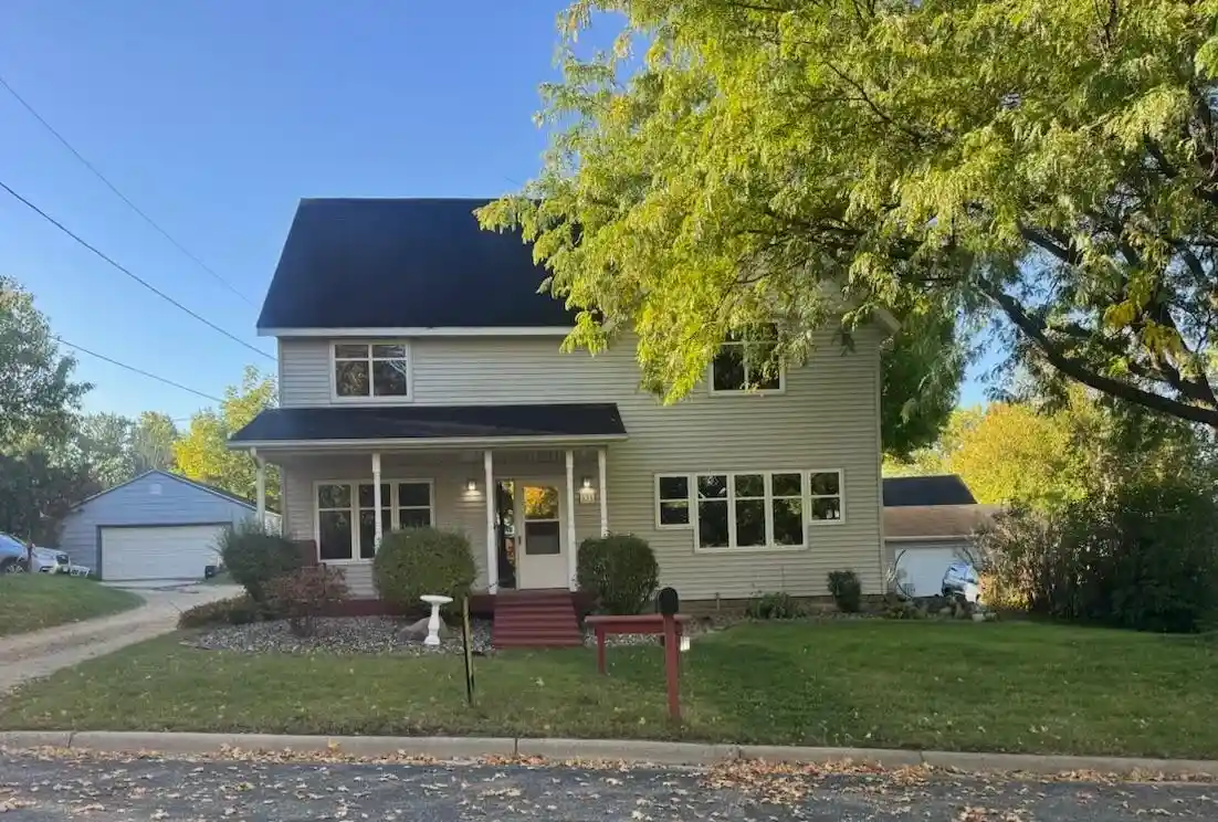Photo 1 of Single family home for sale at 131 E 7th Street, Zumbrota, MN 55992 | MLS# 7153666 | Listing updated on 2026-10-26