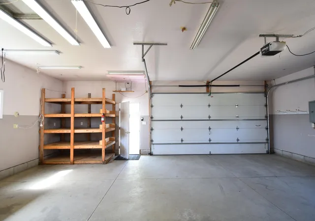 Photo 33 of Single family home for sale at 131 E 7th Street, Zumbrota, MN 55992 | MLS# 7153666 | Listing updated on 2026-10-03