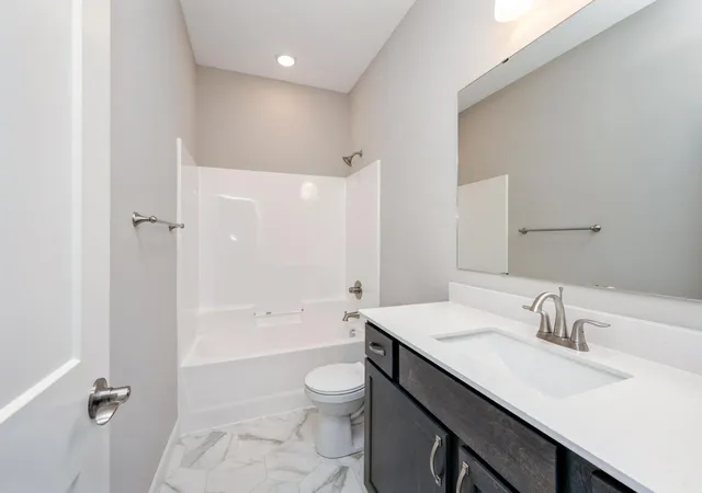 Photo 4 of Single family home for sale at 702 Frankfort Ln, Waverly, MN 55363 | MLS# 7153673 | Listing updated on 2026-10-07