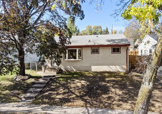 Photo 2 of Single family home for sale at 1097 Dale St N, Saint Paul, MN 55117 | MLS# 7153678 | Listing updated on 2026-10-09