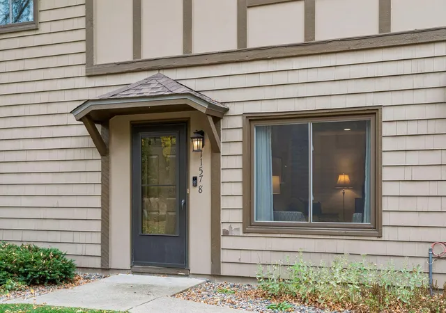 Photo 2 of Single family home for sale at 11578 Scotch Pine Ct, Eden Prairie, MN 55344 | MLS# 7153692 | Listing updated on 2026-10-22