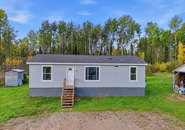 Photo 3 of Single family home for sale at 41255 County Rd 19, Deer River, MN 56636 | MLS# 7153699 | Listing updated on 2026-10-07