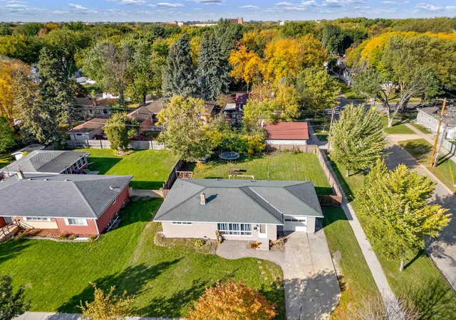 Single family home for sale at 1701 5th Street S, Fargo, ND 58103 | MLS# 7153702