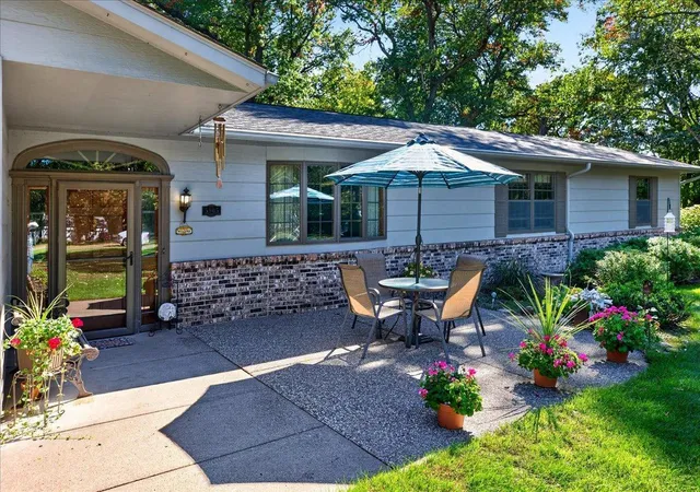 Photo 4 of Single family home for sale at 5905 Chippewa Trl, North Branch, MN 55056 | MLS# 7153709 | Listing updated on 2026-10-09