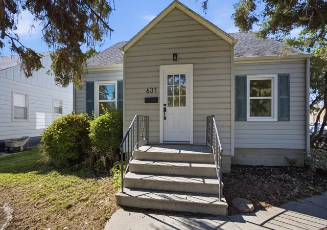 Photo 3 of Single family home for sale at 631 11th Street N, Moorhead, MN 56560 | MLS# 7153721 | Listing updated on 2026-10-06