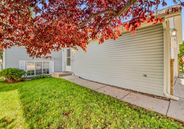 Photo 3 of Single family home for sale at 770 49th Street S, Fargo, ND 58103 | MLS# 7153728 | Listing updated on 2026-10-05