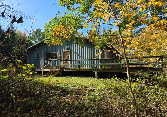 Photo 2 of Sale Pending at 19758 261st Avenue, Preston, MN 55965 | MLS# 7153794 | Listing updated on 2026-10-19