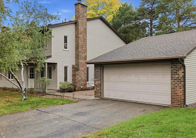 Photo 1 of Single family home for sale at 4711 Lund Point, Saint Paul, MN 55122 | MLS# 7153806 | Listing updated on 2026-10-08