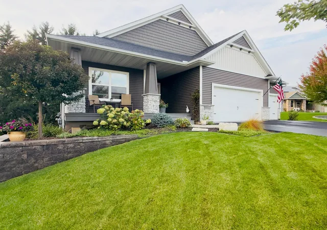 Photo 2 of Single family home for sale at 19967 Hiawatha Ct, Lakeville, MN 55044 | MLS# 7153811 | Listing updated on 2026-10-05