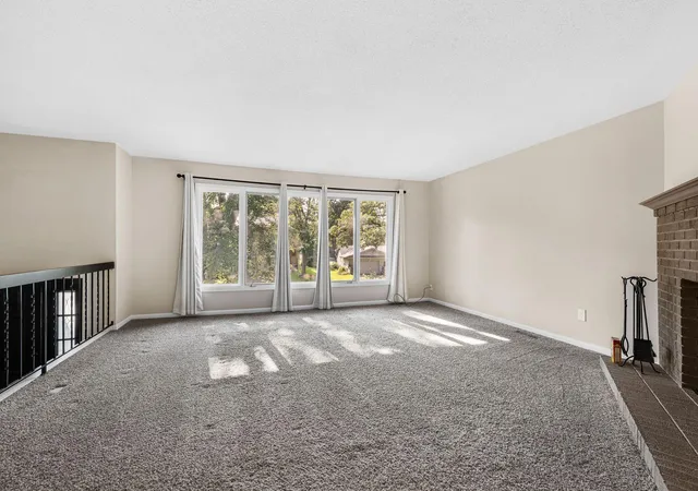 Photo 3 of Townhouse for sale at 9505 Clubhouse Rd, Eden Prairie, MN 55347 | MLS# 7153815 | Listing updated on 2026-10-09