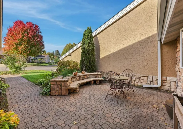 Photo 3 of Single family home for sale at 506 Brook Ln, Saint Cloud, MN 56301 | MLS# 7153834 | Listing updated on 2026-10-10