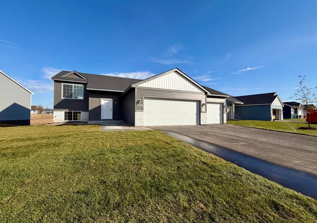 Single family home for sale at 37559 Greenway Ave, North Branch, MN 55056 | MLS# 7153837