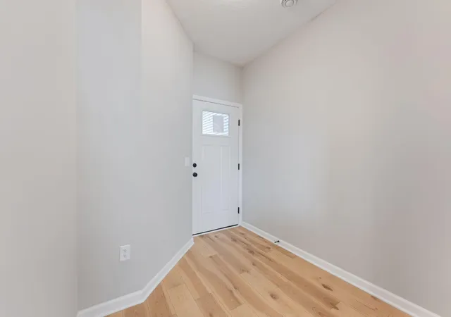 Photo 4 of Single family home for sale at 23153 Creekview Ct, Rogers, MN 55374 | MLS# 7153859 | Listing updated on 2026-10-02